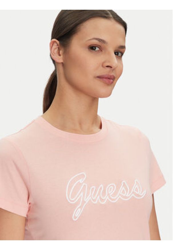 Guess T-Shirt V5GI02 K9RM1 Różowy Slim Fit. Kolor: różowy. Materiał: bawełna