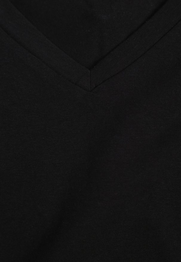 Born2be - Czarny T-shirt Bawełniany o Klasycznym Fasonie Iridessae. Okazja: na co dzień. Typ kołnierza: dekolt w łódkę. Kolor: czarny. Materiał: bawełna. Styl: klasyczny