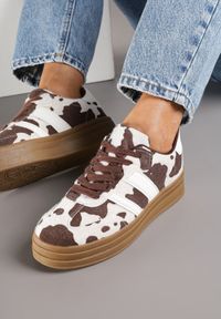 Renee - Brązowe Sneakersy w Stylu Klasycznych Tenisówek na Platformie Nallania. Okazja: na spacer. Kolor: brązowy. Materiał: jeans. Obcas: na platformie. Sport: turystyka piesza #5