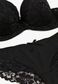 Renee - Czarny Koronkowy Komplet Majtki Figi i Biustonosz Eziselle. Kolor: czarny. Materiał: koronka. Wzór: koronka #2