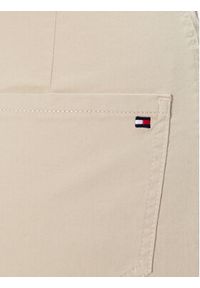TOMMY HILFIGER - Tommy Hilfiger Spodnie materiałowe 1985 WW0WW38726 Beżowy Regular Fit. Kolor: beżowy. Materiał: materiał, bawełna #5