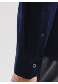 Pako Lorente - PAKO LORENTE – Granatowa koszula z bawełną. Kolor: niebieski. Materiał: bawełna. Długość rękawa: długi rękaw. Długość: długie #2