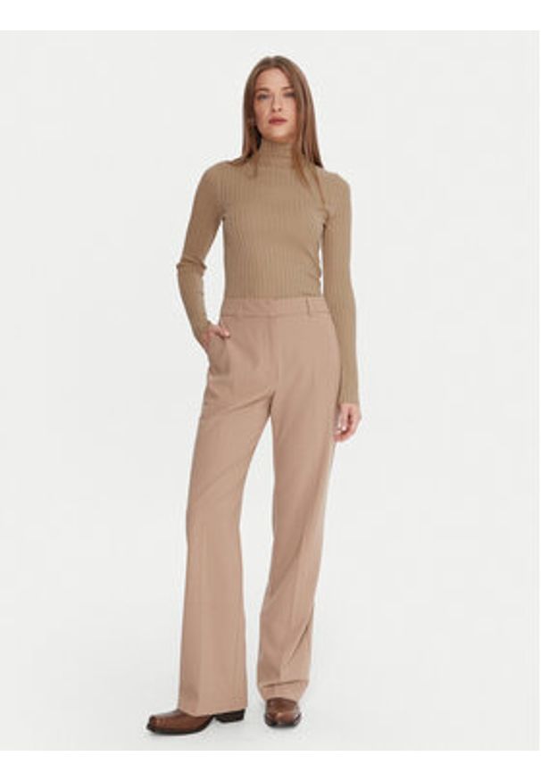 Liu Jo Sweter MF5389 MS46J Beżowy Slim Fit. Kolor: beżowy. Materiał: wiskoza