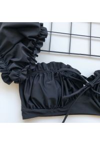 Intica - Bikini z rękawkiem na lato z trwałego materiału Saskia. Kolor: biały. Materiał: materiał #8