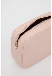 Coccinelle - Torebka skórzana Mini Bag. Kolor: różowy. Materiał: skórzane. Rodzaj torebki: na ramię