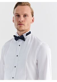 Pako Lorente - PAKO LORENTE – Biała smokingowa koszula męska. Typ kołnierza: łamany. Kolor: biały. Materiał: bawełna. Długość rękawa: długi rękaw. Długość: długie #6