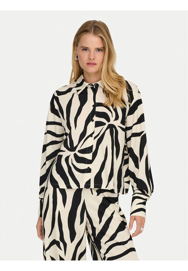 only - ONLY Koszula Sakura 15366883 Czarny Regular Fit. Kolor: czarny. Materiał: syntetyk