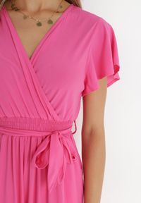 Born2be - Fuksjowy Kombinezon z Wiskozy Cephinous. Okazja: na co dzień. Kolor: różowy. Materiał: wiskoza. Długość rękawa: krótki rękaw. Długość: krótkie. Wzór: jednolity. Sezon: lato. Styl: casual #3