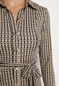 Born2be - Czarno-Beżowa Koszulowa Sukienka z Wiskozą w Paski Ozdobiona Wiązanym Paskiem Nialoraen. Okazja: na co dzień. Kolor: czarny. Materiał: wiskoza. Długość rękawa: długi rękaw. Wzór: aplikacja, paski. Typ sukienki: koszulowe. Styl: casual, klasyczny #3