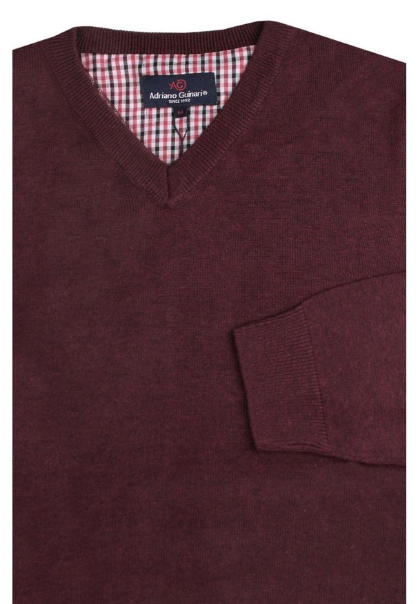 Adriano Guinari - Męski Klasyczny Sweter w Serek (V-Neck) - Bordo. Okazja: na co dzień, na spotkanie biznesowe, do pracy. Typ kołnierza: dekolt w serek. Kolor: czerwony. Materiał: bawełna. Styl: klasyczny