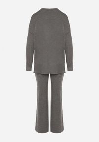 Born2be - Ciemnoszary Komplet Dzianinowy z Bawełną i Wełną Spodnie i Warkoczowy Sweter Errela. Kolor: szary. Materiał: dzianina, bawełna, wełna #6