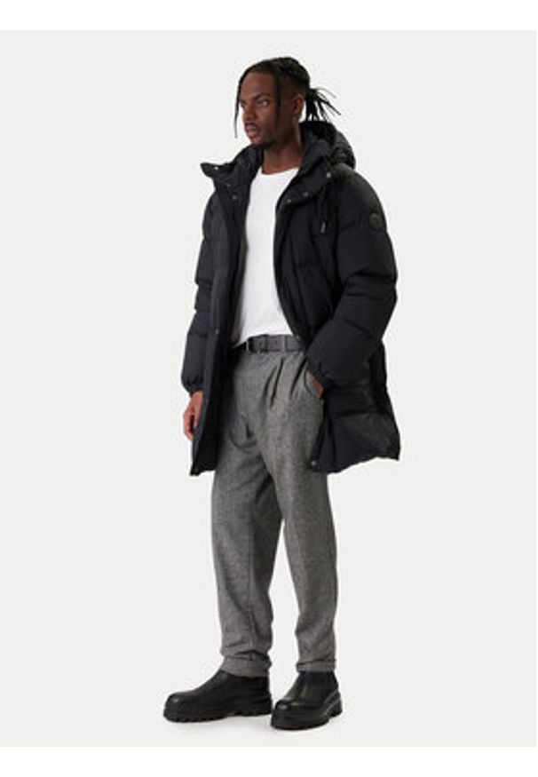 GANT - Gant Kurtka puchowa 7006568 Czarny Regular Fit. Kolor: czarny. Materiał: syntetyk