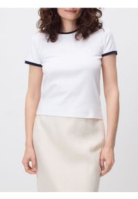 Reserved - T-shirt z kontrastową lamówką - biały. Kolor: biały. Materiał: bawełna