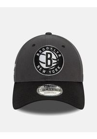 Czapka z daszkiem New Era NBA Brooklyn Nets. Kolor: wielokolorowy, szary, czarny. Styl: sportowy