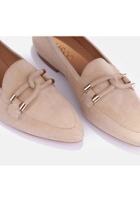 Marco Shoes Loafersy z ozdobą beżowy. Kolor: beżowy. Wzór: aplikacja #7