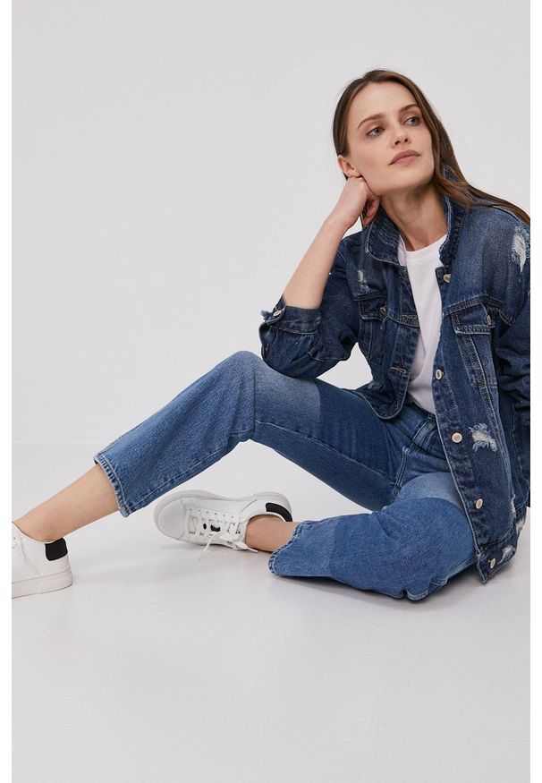 Wrangler - Jeansy. Okazja: na co dzień. Stan: podwyższony. Kolor: niebieski. Styl: klasyczny, casual