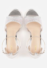 Born2be - Srebrne Eleganckie Sandały VICES na Szpilce z Transparentną Cholewką i Cyrkoniami Arteina. Zapięcie: sprzączka. Kolor: srebrny. Wzór: aplikacja. Obcas: na szpilce. Styl: elegancki #4