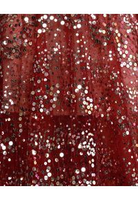 BRONX AND BANCO - Czerwona suknia Midnight Gown. Typ kołnierza: dekolt gorset. Kolor: czerwony. Materiał: tiul. Długość rękawa: na ramiączkach. Wzór: aplikacja. Typ sukienki: gorsetowe. Styl: wizytowy #4