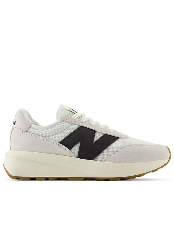 Buty New Balance U370CA - beżowe. Zapięcie: sznurówki. Kolor: beżowy. Materiał: guma, zamsz, skóra. Szerokość cholewki: normalna. Sezon: lato
