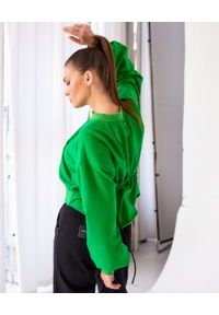 MOTIVE&MORE - Zielona bluza oversize Mizu. Kolor: zielony. Materiał: bawełna #2