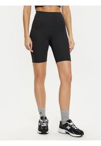 GIRLFRIEND COLLECTIVE - Girlfriend Collective Szorty sportowe 4035 Czarny Slim Fit. Kolor: czarny. Materiał: syntetyk