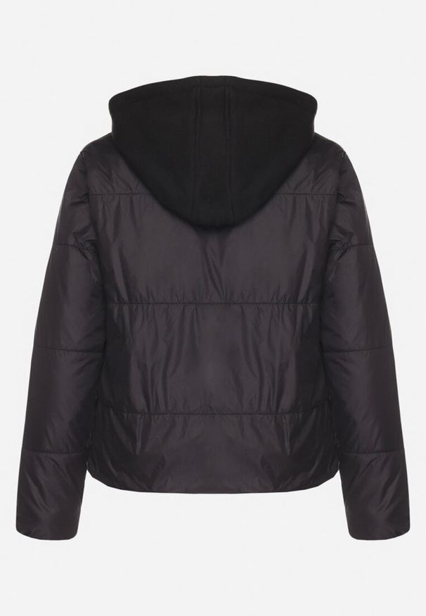 Born2be - Czarna Kurtka Pikowana z Materiałowym Kapturem Odpinanym Jasilea. Okazja: na co dzień. Kolor: czarny. Materiał: materiał. Styl: casual