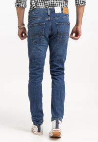 Mustang - MUSTANG VEGAS SLIM MĘSKIE SPODNIE JEANSOWE JEANSY DŻINSY DENIM BLUE 1015043 5000 702