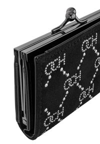 Ochnik - Czarny mały portfel z monogramem damski. Kolor: czarny. Materiał: skóra. Wzór: aplikacja #2