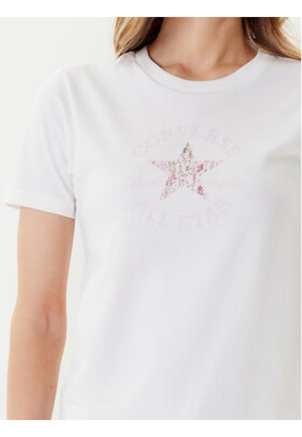 Converse T-Shirt Floral Chuck Taylor 10027751-A01 Biały Regular Fit. Kolor: biały. Materiał: bawełna