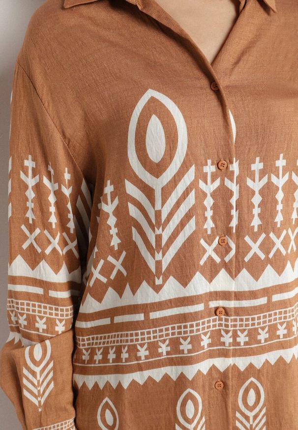 Born2be - Brązowy Komplet z Wiskozą Koszula i Spodnie w Etniczny Wzór Ellivona. Kolor: brązowy. Materiał: wiskoza. Wzór: aplikacja