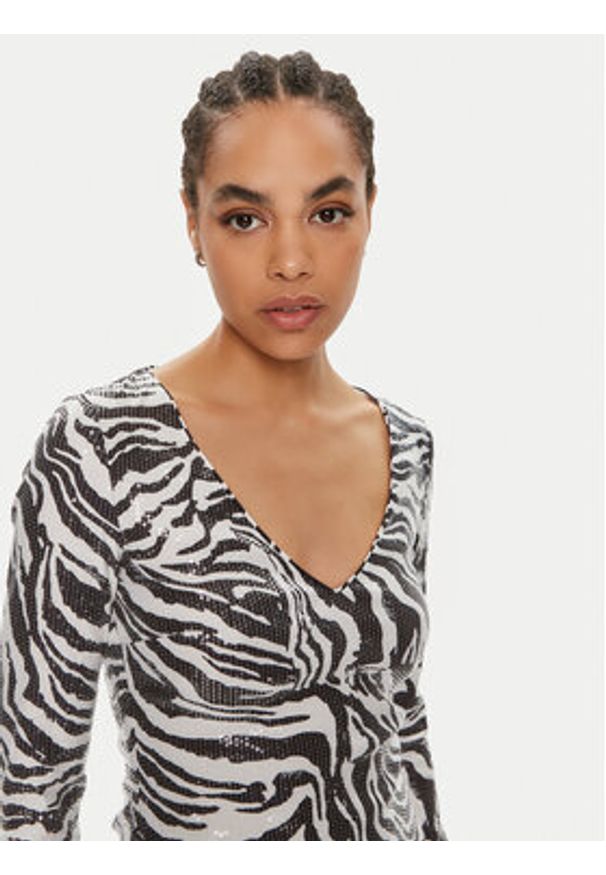 ROTATE Bluzka Georgia 112579400 Czarny Slim Fit. Kolor: czarny. Materiał: syntetyk