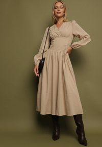 Born2be - Beżowa Sukienka z Wiskozą z Gorsetową Talią i Bufiastymi Rękawami Aniste. Okazja: na co dzień. Typ kołnierza: dekolt gorset. Kolor: beżowy. Materiał: wiskoza. Typ sukienki: gorsetowe. Styl: wizytowy, sportowy, casual, elegancki #5