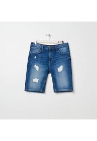 Sinsay - Szorty jeansowe - Granatowy. Kolor: niebieski. Materiał: jeans #1