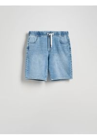 Reserved - Jeansowe szorty jogger - niebieski. Kolor: niebieski. Materiał: jeans