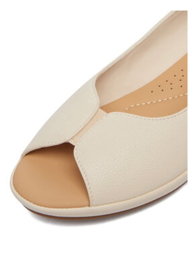 Go Soft Sandały CEO-R25SS02354 Beżowy jasny. Kolor: beżowy. Materiał: skóra