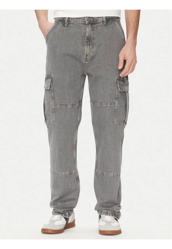 Guess Jeans Spodnie cargo M5GA88D5LW2 Szary Relaxed Fit. Kolor: szary