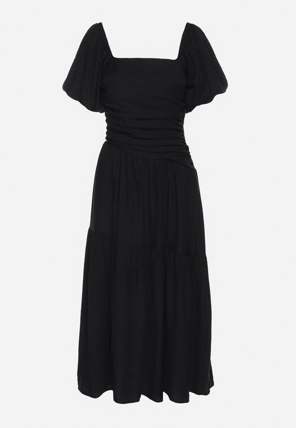 Born2be - Czarna Sukienka Rozkloszowana z Wiskozy z Kwadratowym Dekoltem i Drapowaniem Napessia. Okazja: na co dzień. Typ kołnierza: dekolt kwadratowy. Kolor: czarny. Materiał: wiskoza. Styl: klasyczny, casual, elegancki