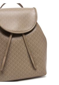 Calvin Klein Plecak Emblem Aop Mini Backpack LV04F3507G Beżowy. Kolor: beżowy. Materiał: skóra #2