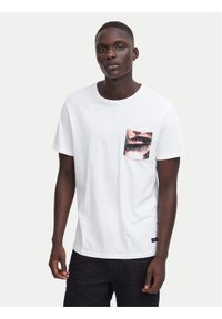 Blend T-Shirt 20716508 Biały Regular Fit. Kolor: biały. Materiał: bawełna