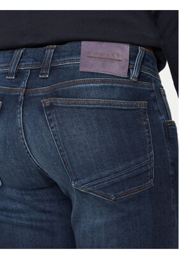 Bugatti Jeansy 3108D 66671B Granatowy Slim Fit. Kolor: niebieski