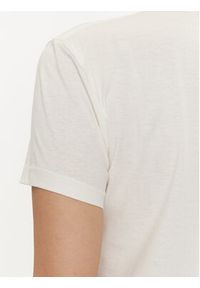 JDY T-Shirt Michigan 15311702 Biały Regular Fit. Kolor: biały. Materiał: bawełna #4