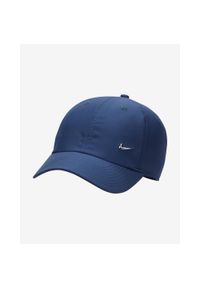 Czapka z daszkiem Nike Dri-Fit Club Unstructured Metal Swoosh. Kolor: niebieski. Styl: sportowy
