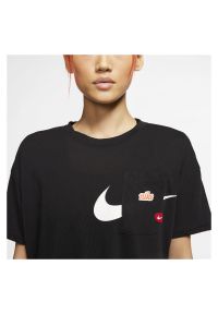 Koszulka damska Nike Dri-FIT CJ3480. Materiał: materiał, poliester, bawełna. Długość rękawa: krótki rękaw. Technologia: Dri-Fit (Nike). Długość: krótkie. Sport: fitness #3