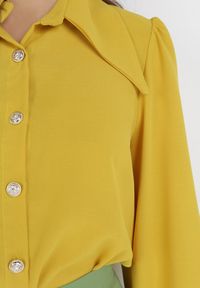 Born2be - Żółta Koszula Philiphise. Kolor: żółty. Długość: długie. Wzór: aplikacja #5