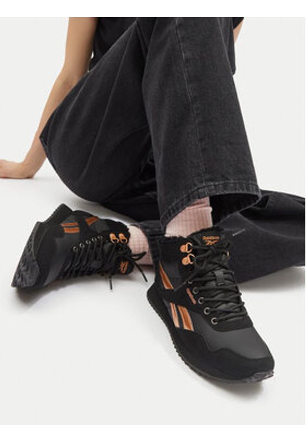 Reebok Sneakersy H8-003 WW Czarny. Kolor: czarny. Materiał: materiał