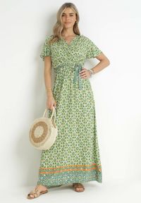 Born2be - Zielona Sukienka z Wiskozy w Etno Wzór z Gumką i Paskiem w Talii Lucassa. Kolor: zielony. Materiał: wiskoza. Styl: etno #3