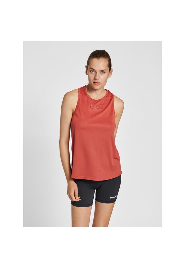 Damski tank top Hummel TE Tola. Kolor: czerwony. Materiał: materiał. Sport: fitness, piłka nożna