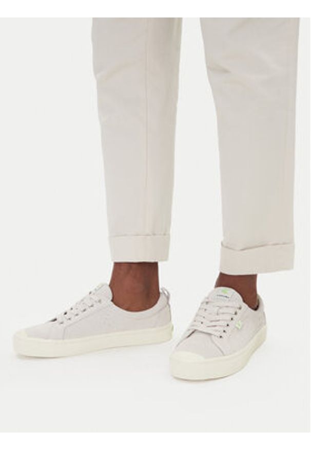 CARIUMA - Cariuma Trampki Oca 100102W01W080 Szary. Kolor: szary. Materiał: skóra, zamsz