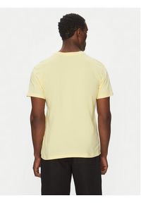 Quiksilver T-Shirt EQYZT08062 Żółty Regular Fit. Kolor: żółty. Materiał: bawełna