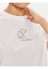 Calvin Klein Jeans T-Shirt Outlined J20J224791 Biały Regular Fit. Kolor: biały. Materiał: bawełna